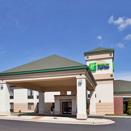 佐曼敦西北密尔沃基快捷假日酒店 Germantown 外观 照片