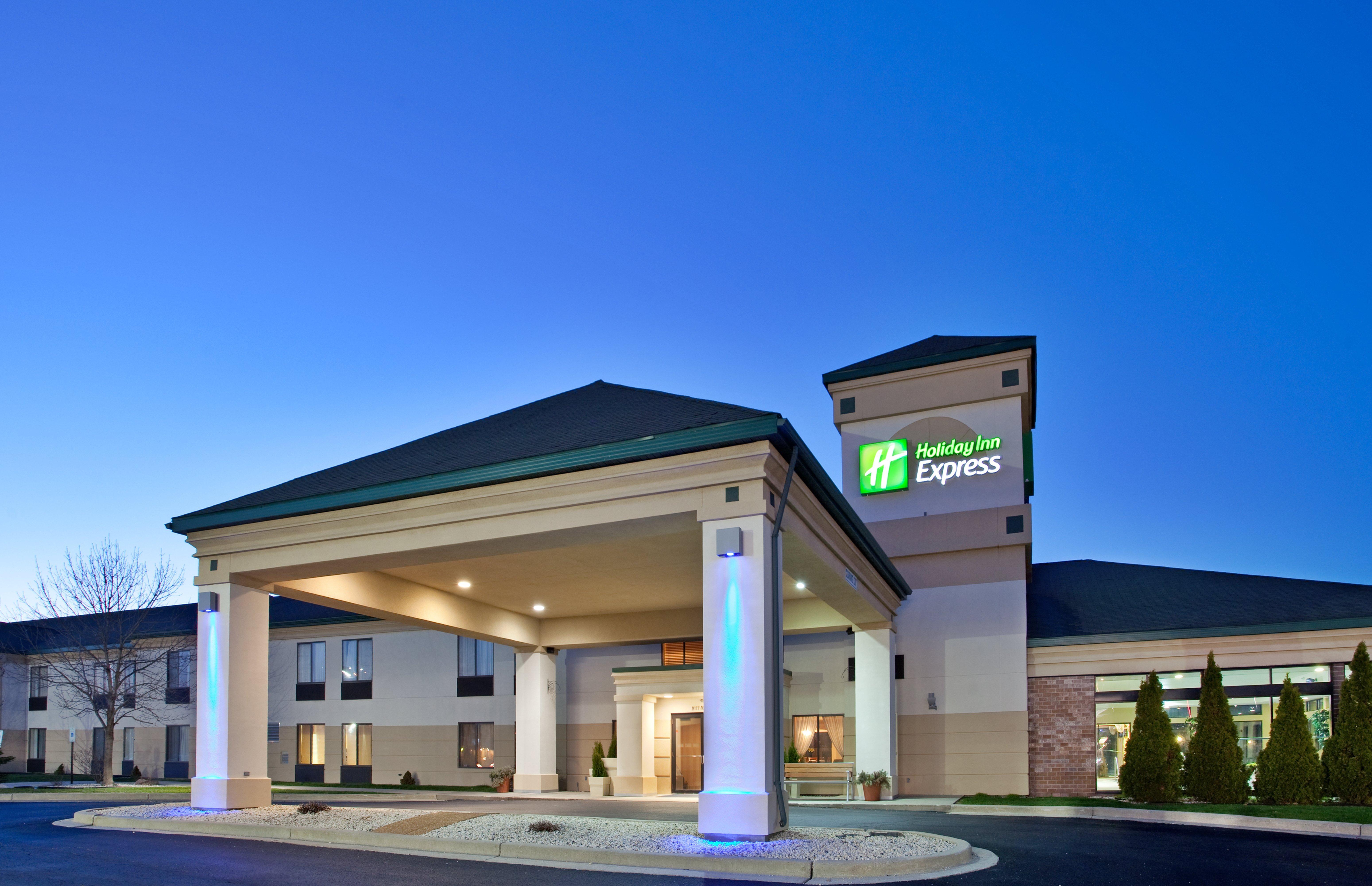 佐曼敦西北密尔沃基快捷假日酒店 Germantown 外观 照片